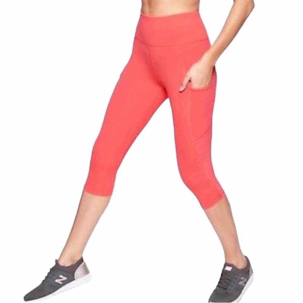 Athleta Women’s All In Crop Coral Leggings Size M Mesh Inserts Zip Phone Pockets